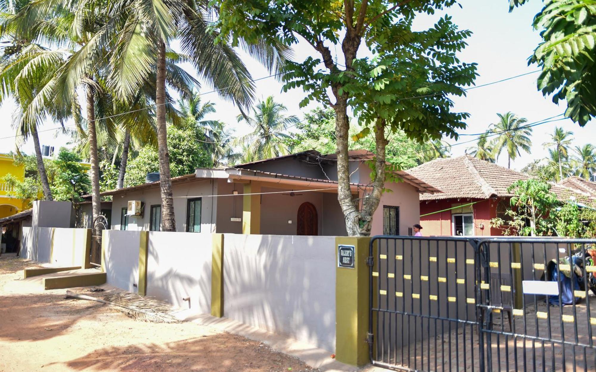 Valerys Nest Bogmalo - Private Villa Near The Beach And Dabolim Airport Exterior photo