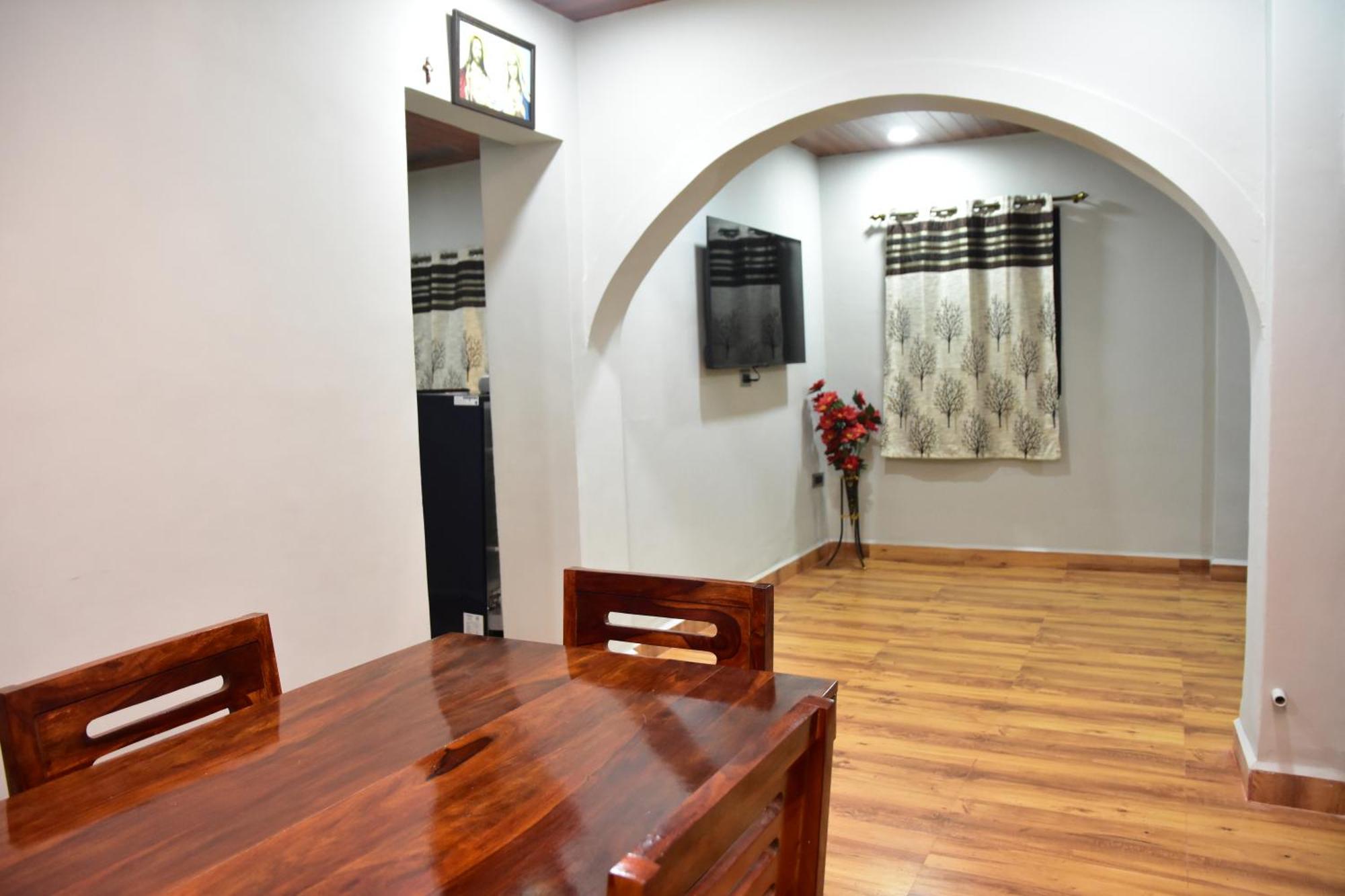 Valerys Nest Bogmalo - Private Villa Near The Beach And Dabolim Airport Exterior photo