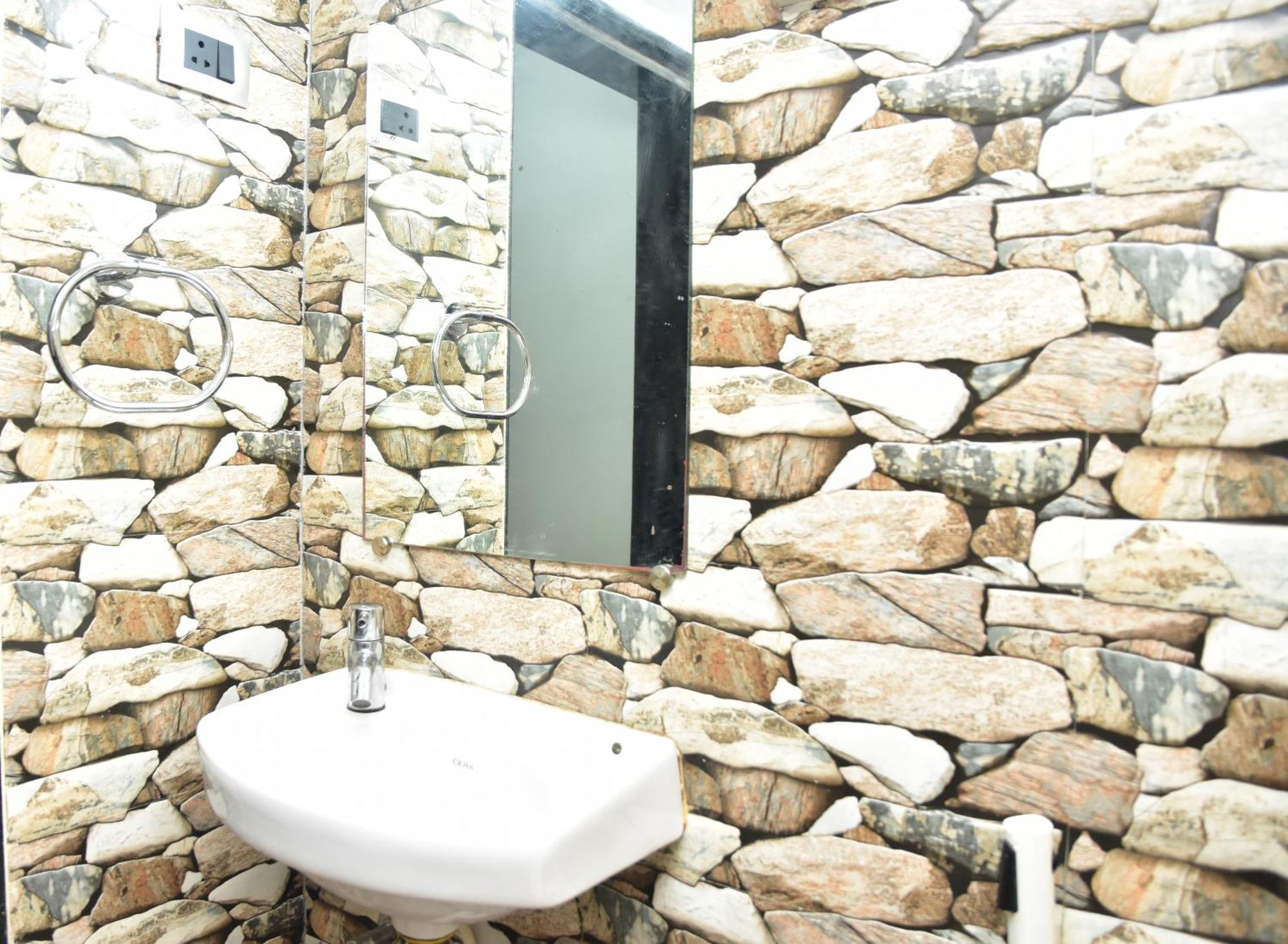 Valerys Nest Bogmalo - Private Villa Near The Beach And Dabolim Airport Exterior photo